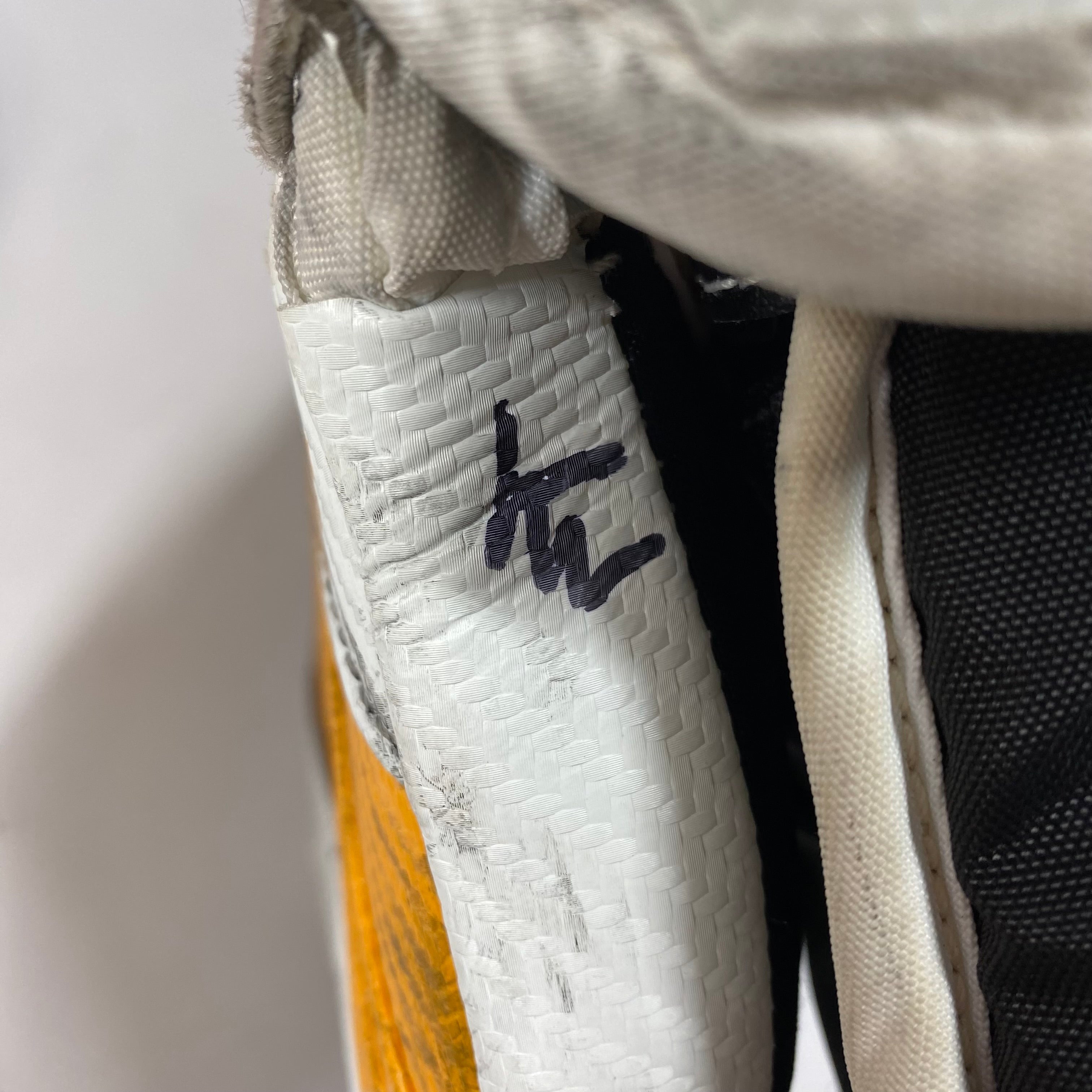 True L12.2 - Gant de gardien de but Pro Stock (blanc/jaune)